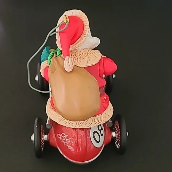 🧨 SALE! Hallmark "Santa Takes a Spin" Ornament Keepsake 2008 - Picture 4 of 8